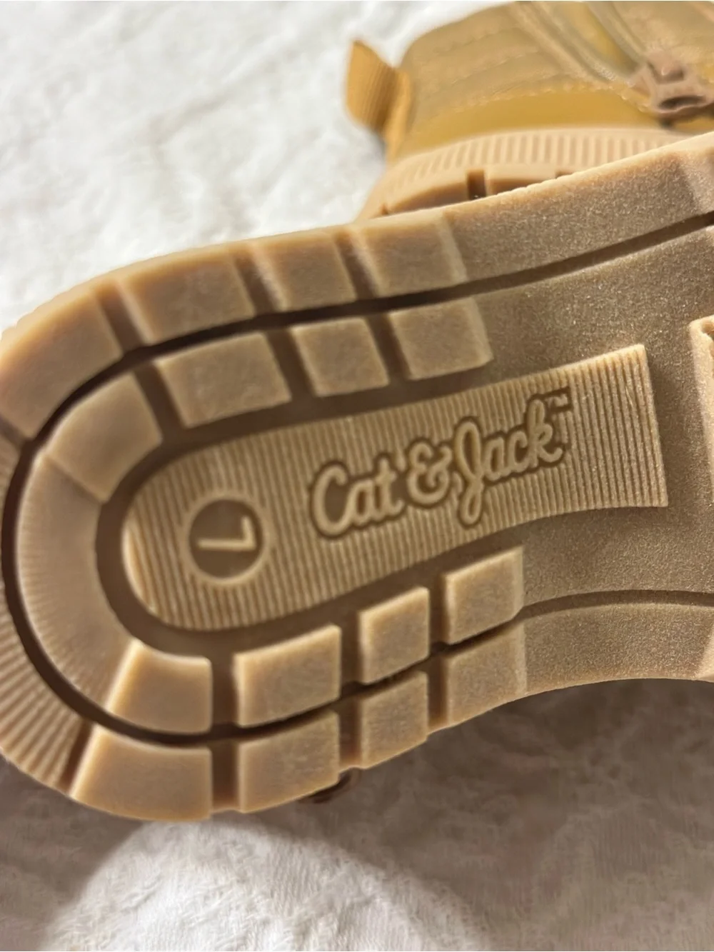 Cat & Jack Kids Lace-Up Ankle Boots in Mustard / Brown - Size 7